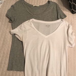 gray and white plain t shirts